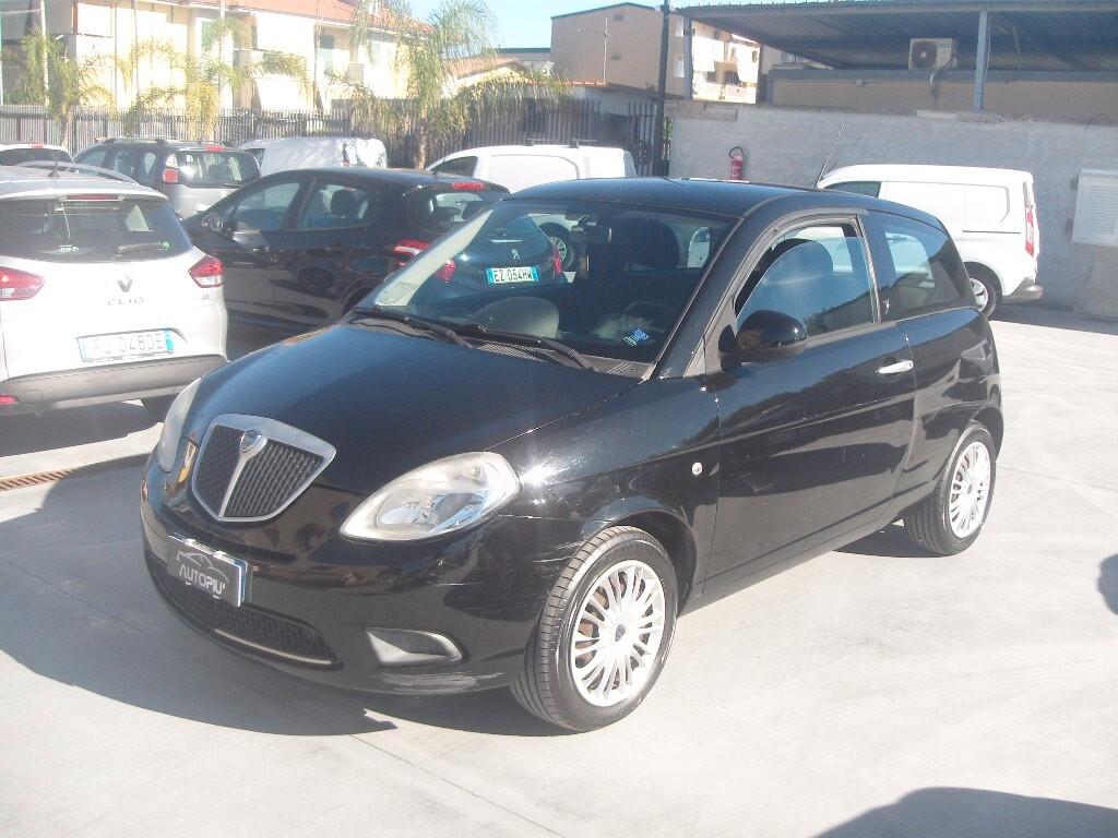 Lancia Ypsilon 1.3 MJT 75 CV Oro - 2010