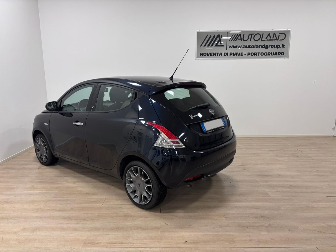 Lancia Ypsilon 0.9 TwinAir 85 CV 5 porte S&S