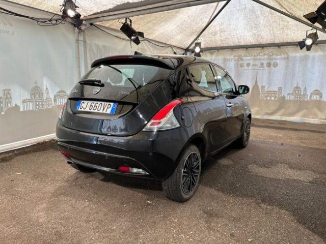 LANCIA Ypsilon my21 10 70cv hybrid gold