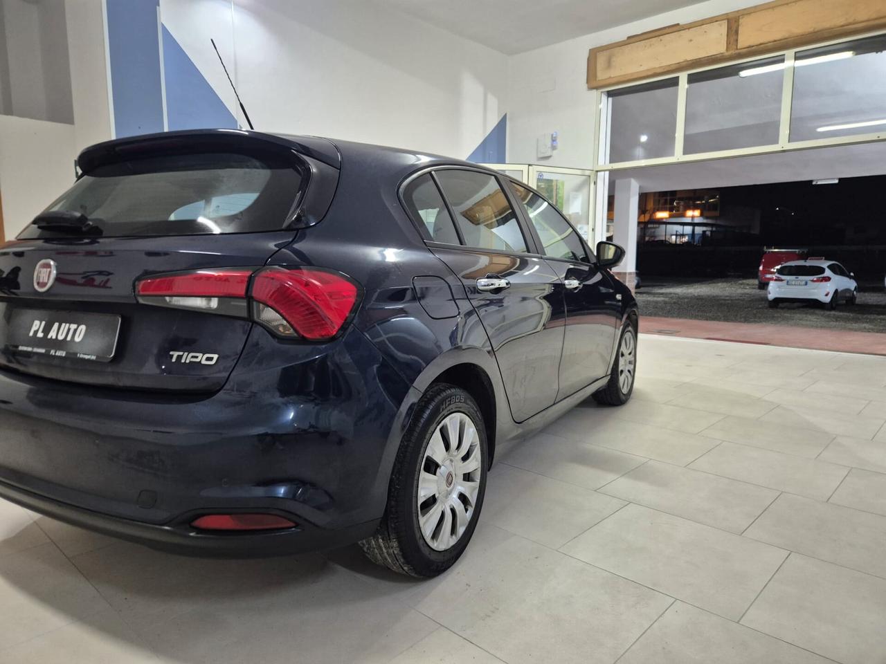 Fiat Tipo 1.6 Mjt S&S 5 porte Easy