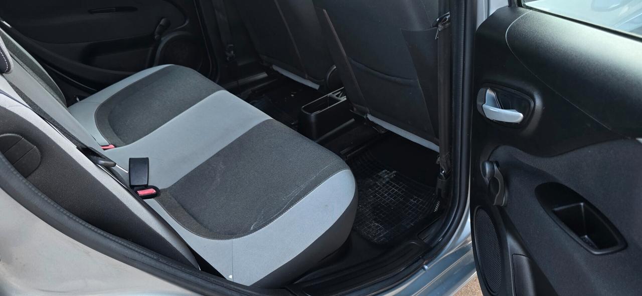 FIAT Grande 1.3 frezione e cattena mottore nuove