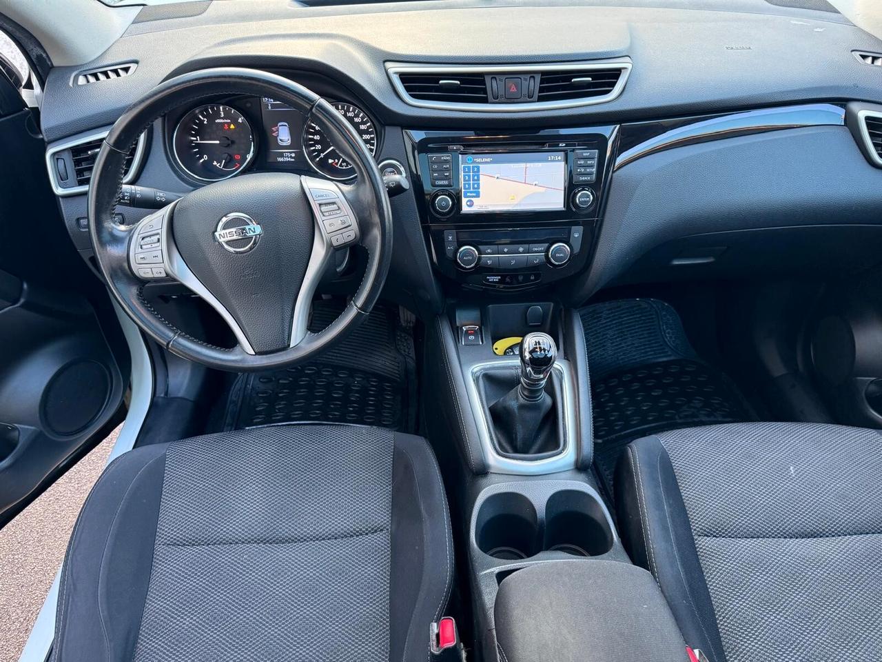 Nissan Qashqai 1.5 dCi N-Connecta