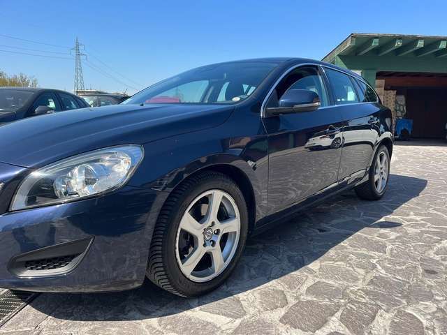 Volvo V60 D3 Geartronic Summum