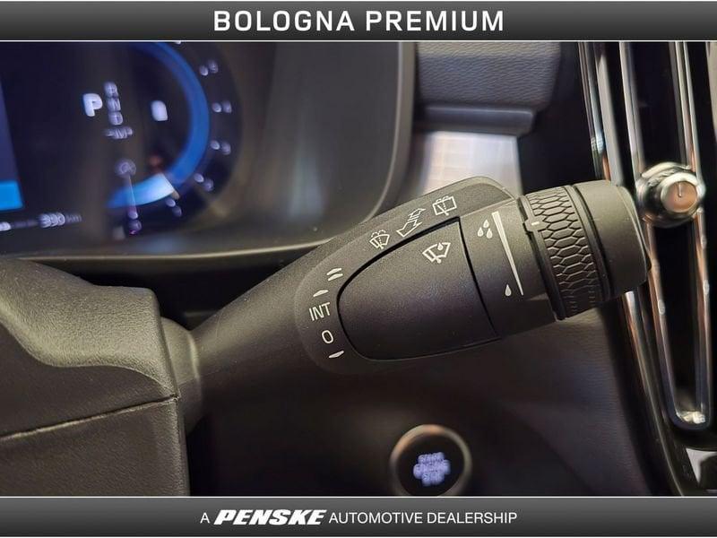 Volvo XC40 XC40 B3 automatico Core
