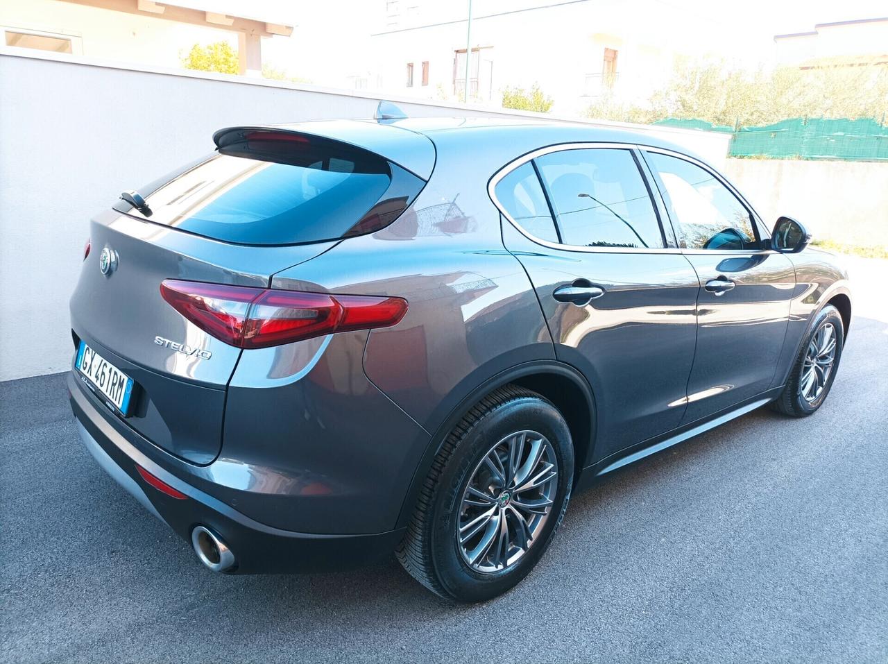 Alfa Romeo Stelvio 2.2 Turbodiesel 190 CV AT8 RWD Business