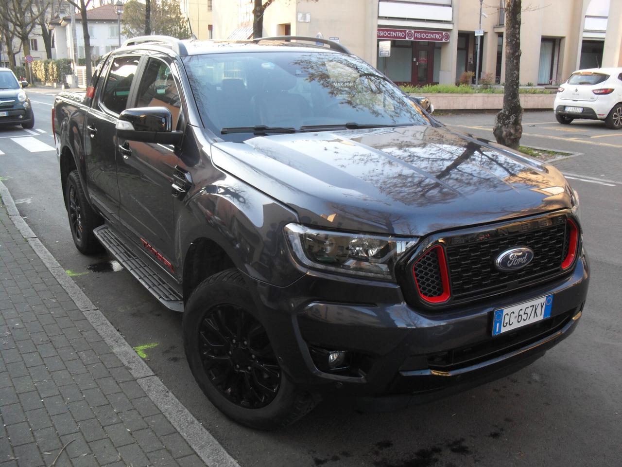 Ford Ranger Thunder 2.0 TDCi aut. 213 CV Wildtrak 5 posti