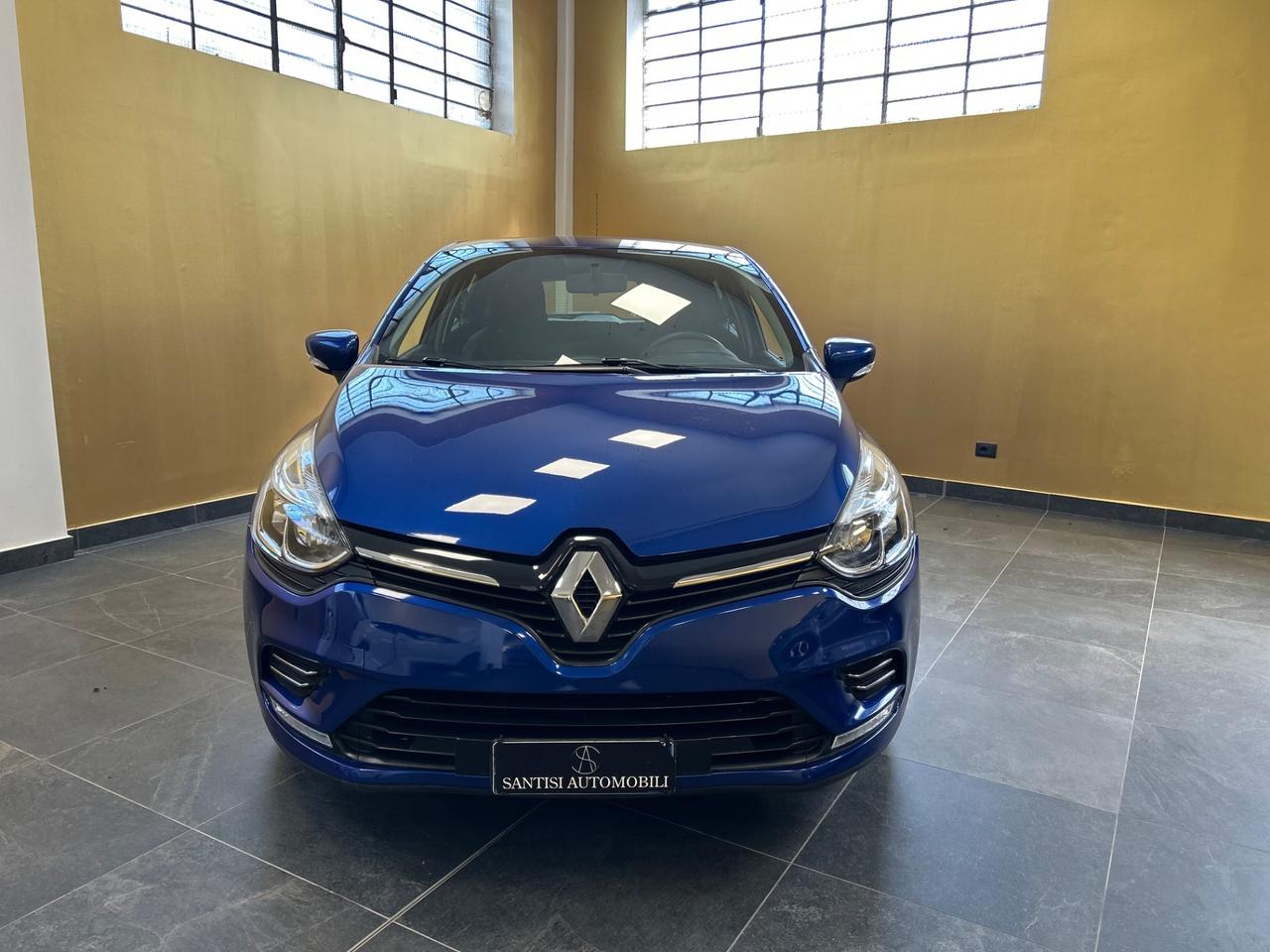 Renault Clio 1.2 75 CV 5 porte ZEN * 80.000KM *