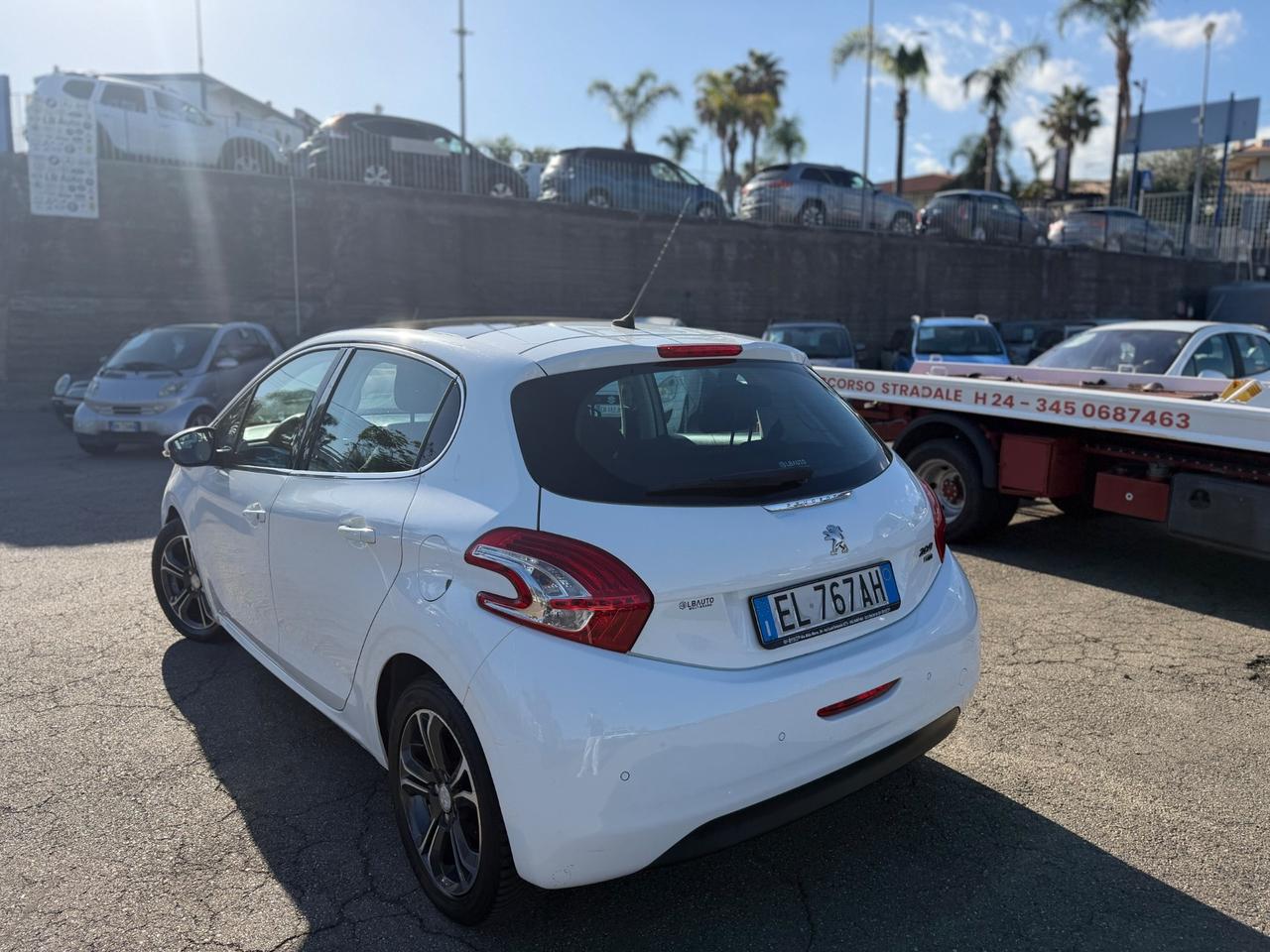 Peugeot 208 1.6 e-HDi 92 CV S 5 porte Allure tetto panoramico