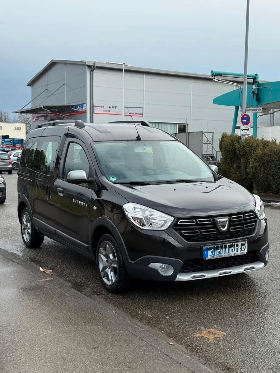 Dacia Dokker Stepway 1.5 blue dci 95Cv Uniproprietario