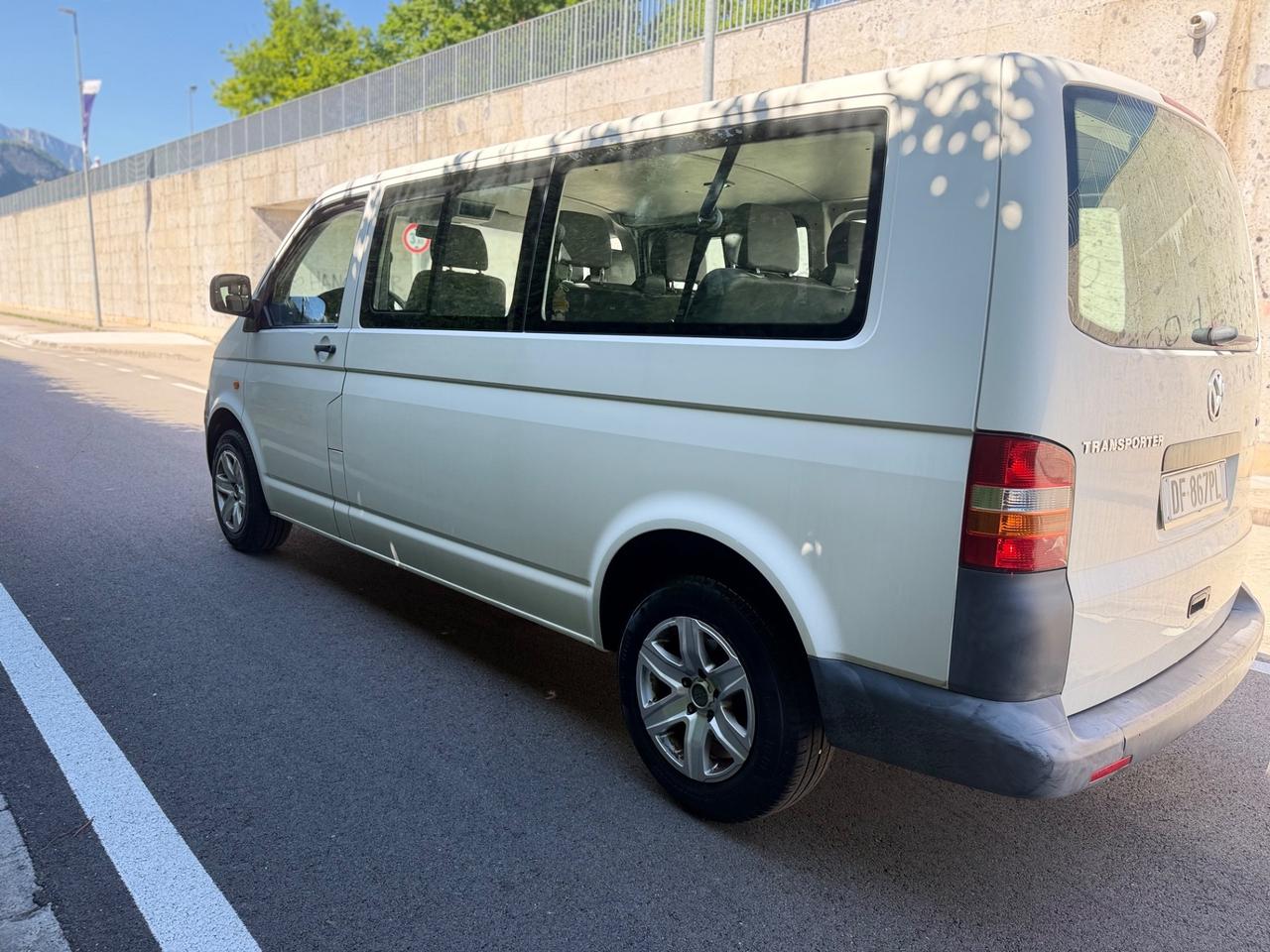 Volkswagen Transporter 2.5 TDI/130CV EURO 4 GANCIO TRAINO