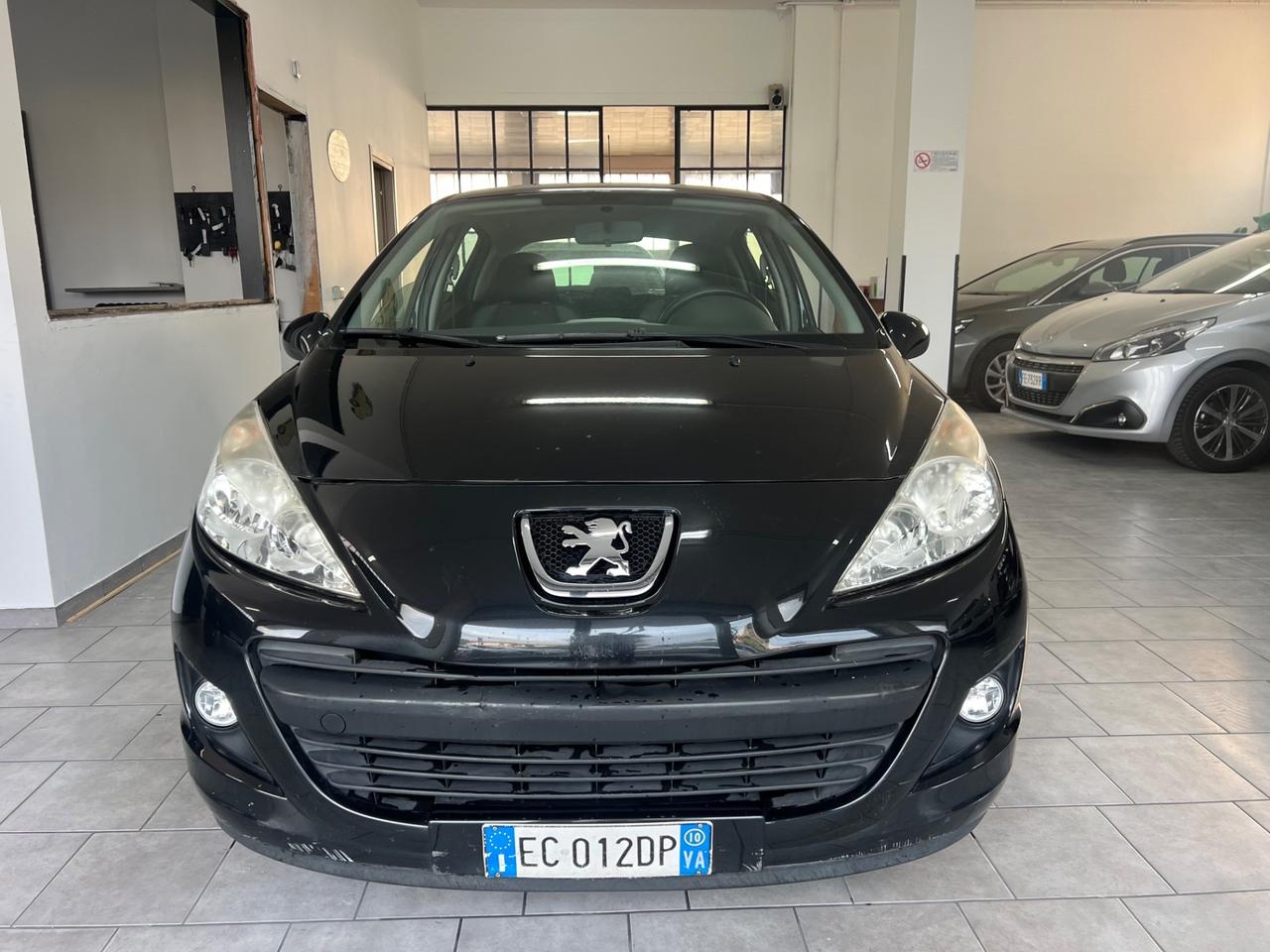 Peugeot 207 1.4 8V 75CV 5p.ECO GPL 120000KM