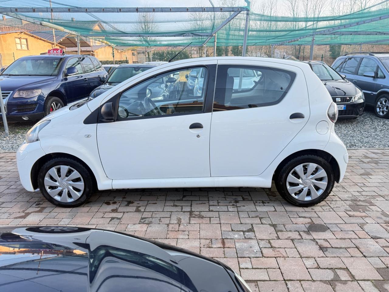 Toyota Aygo 1.0 12V VVT-i 5 porte Cool Soda Connect