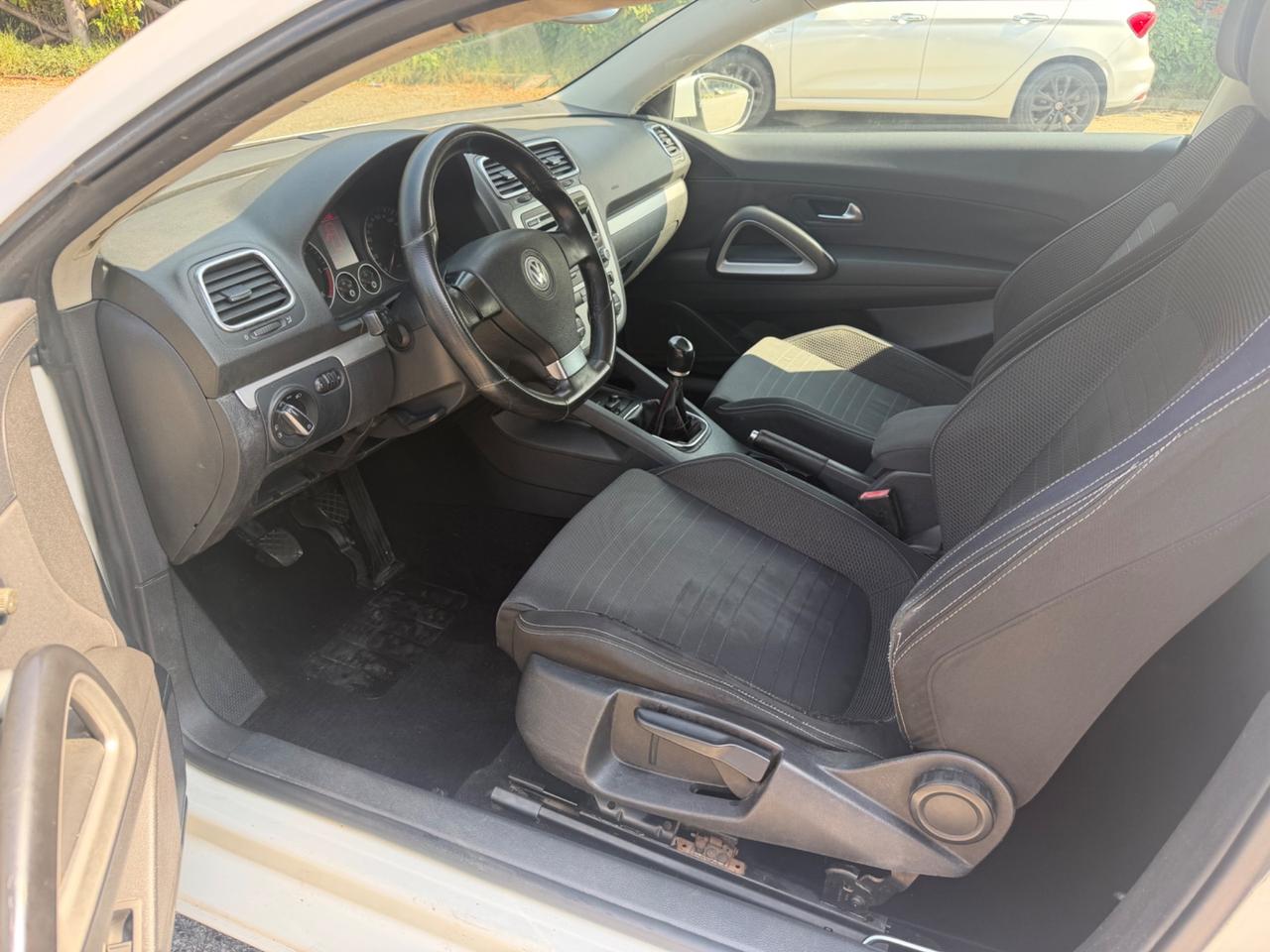 Volkswagen Scirocco 2.0 TDI 170 CV DPF