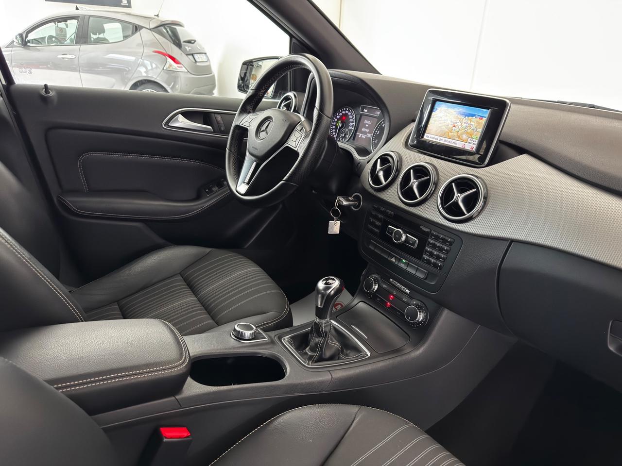 Mercedes-benz B 180 BlueEFFICIENCY Premium