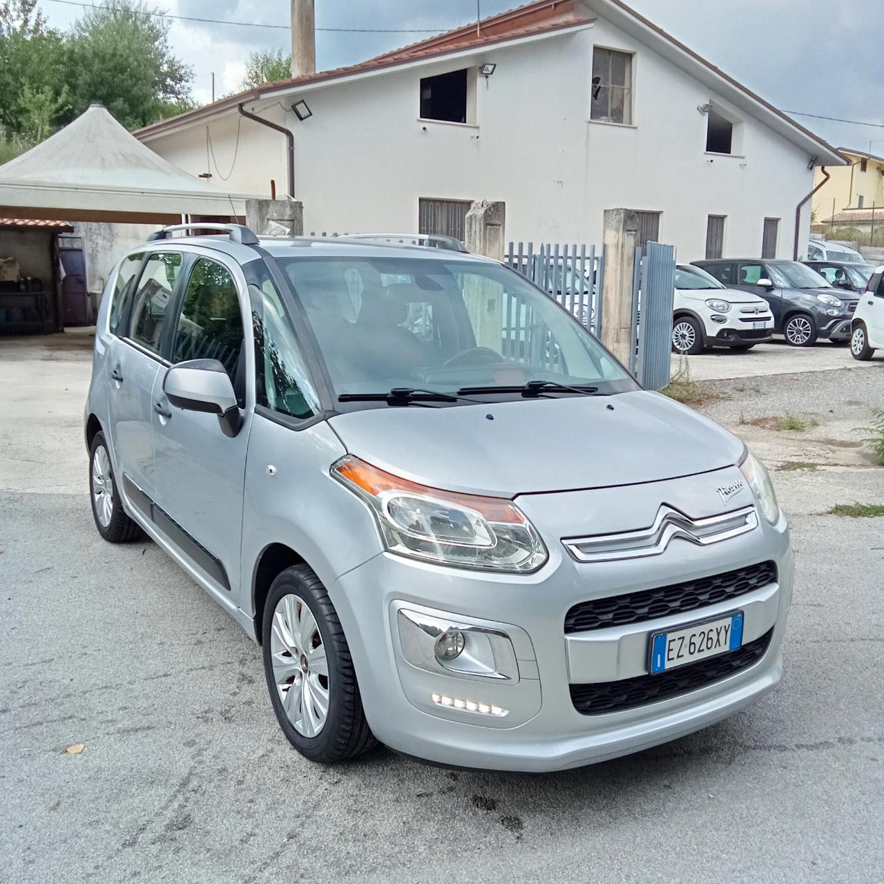 Citroen C3 Picasso 100 Exclusive E6 016
