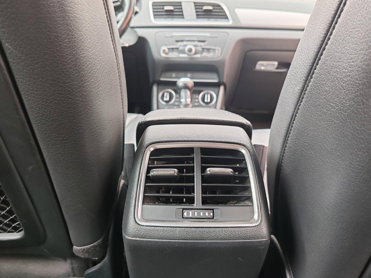 Audi Q3 2.0 TDI 120 CV