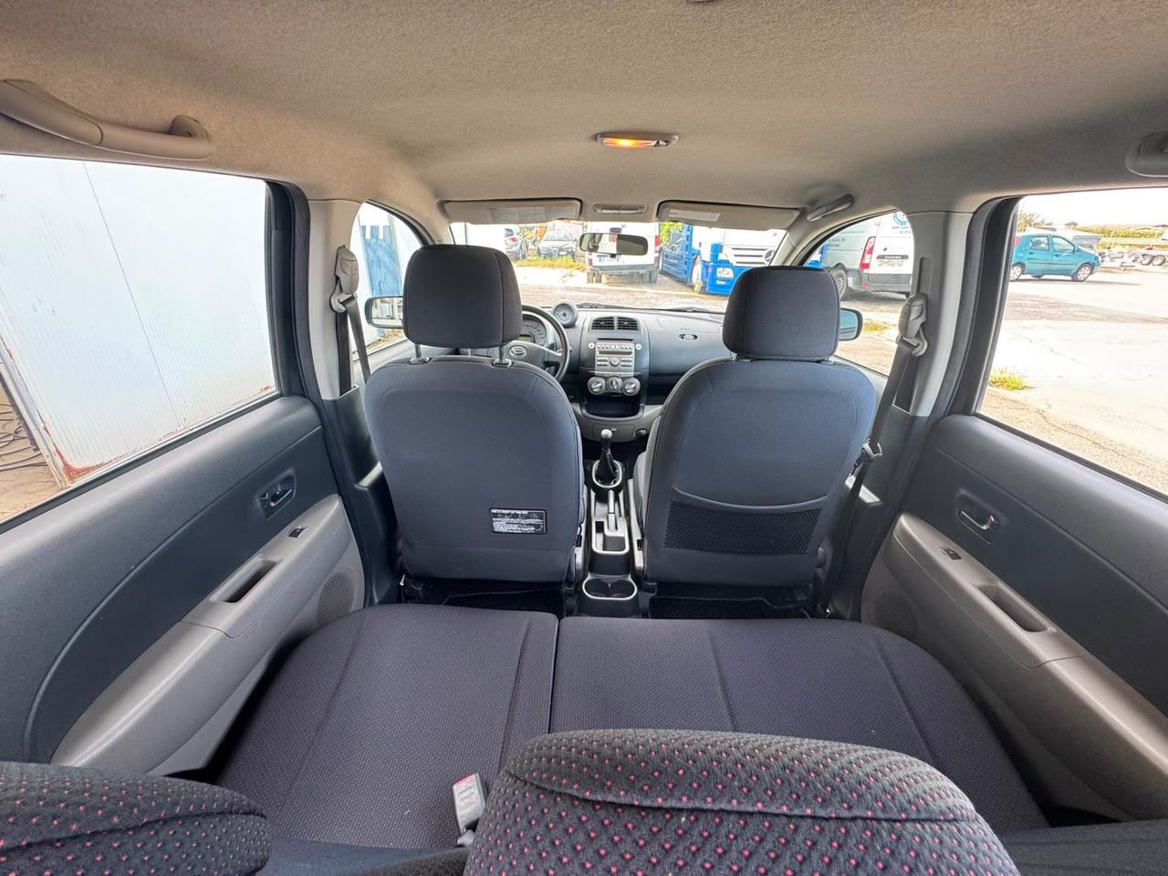 Daihatsu Sirion 1.3 16V 4WD Mio