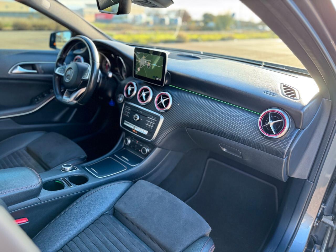 Mercedes A 180 d Auto AMG Premium*Tetto*Full