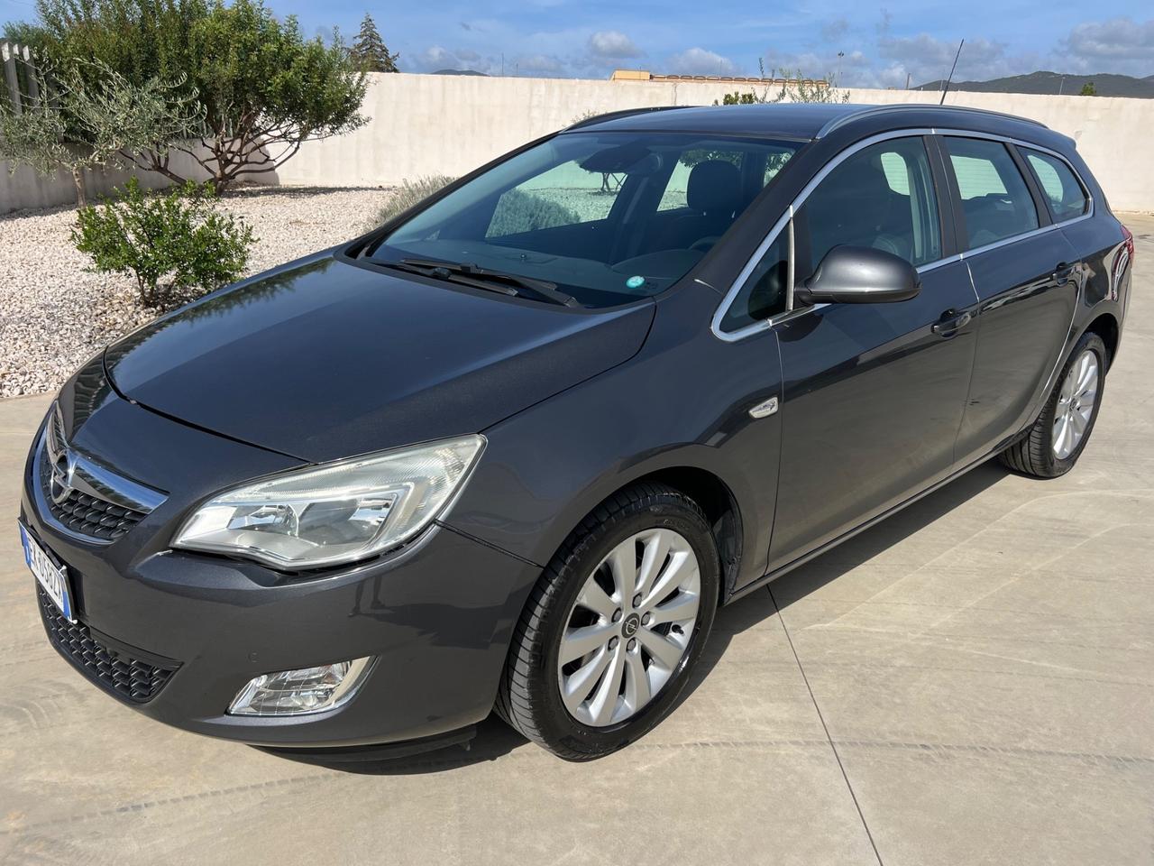 Opel Astra 1.7 CDTI 110CV S.W. Cosmo 2012