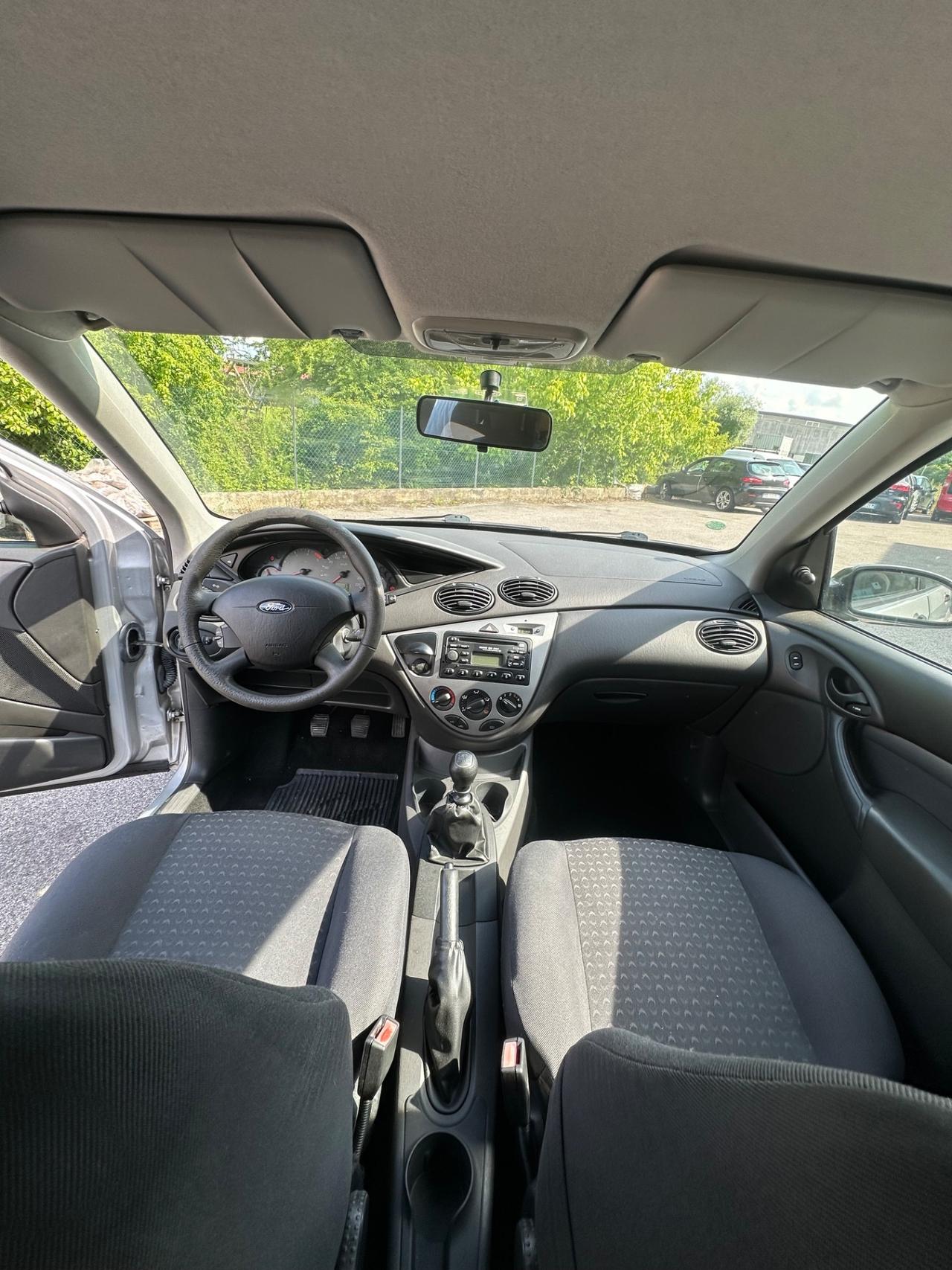 Ford Focus 1.8 TDCi (100CV) cat 5p. Zetec 93000km