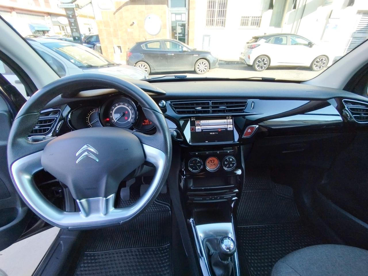 Citroen C3 PureTech 82 Live Edition