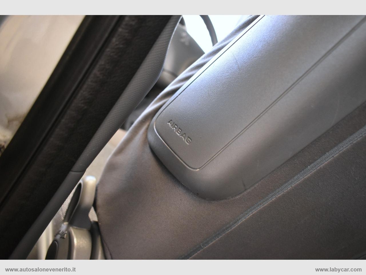 PEUGEOT 107 1.0 68 CV 5p. Plaisir