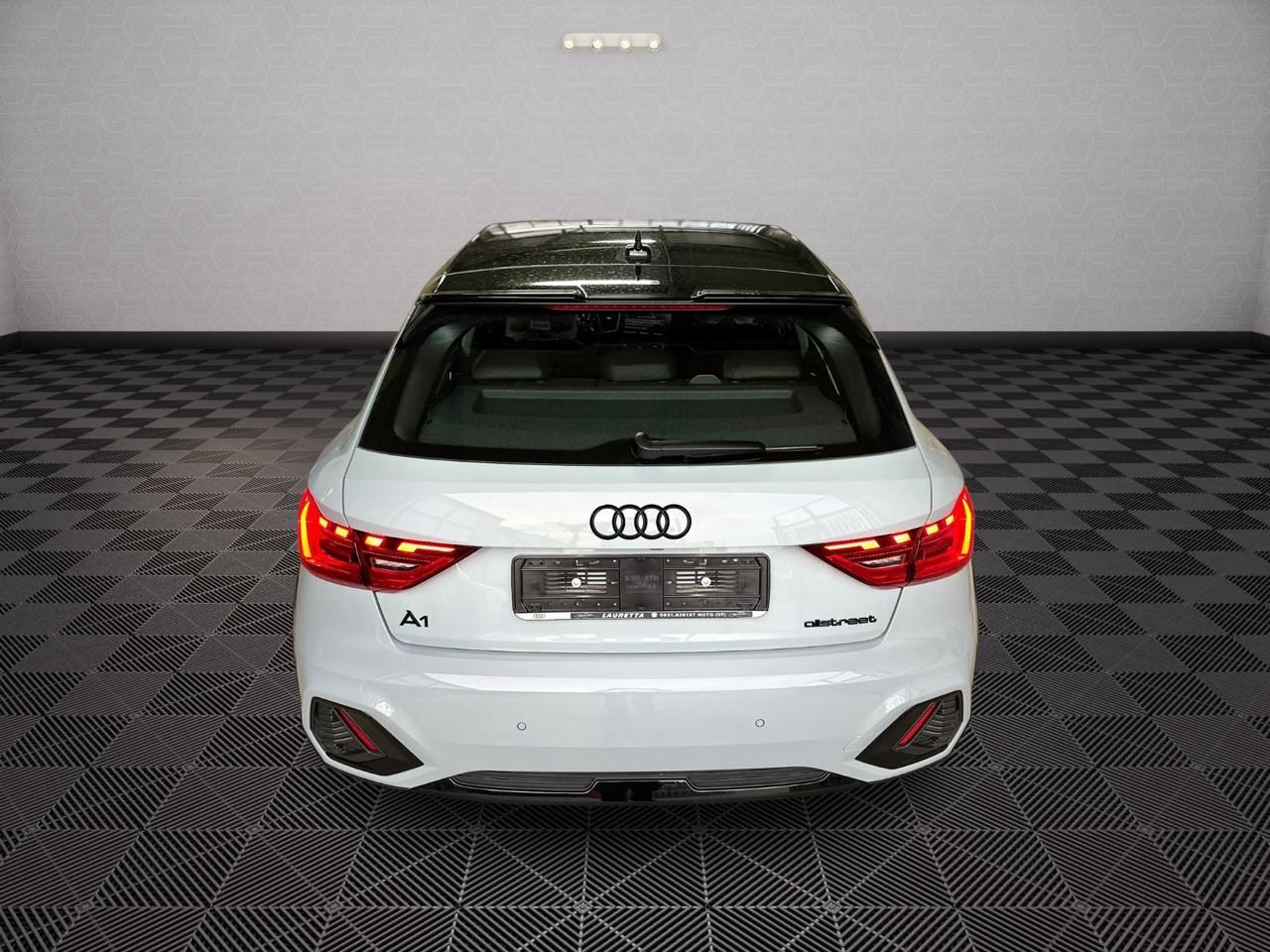 Audi A1 allstreet 30 TFSI S tronic Identity Contrast