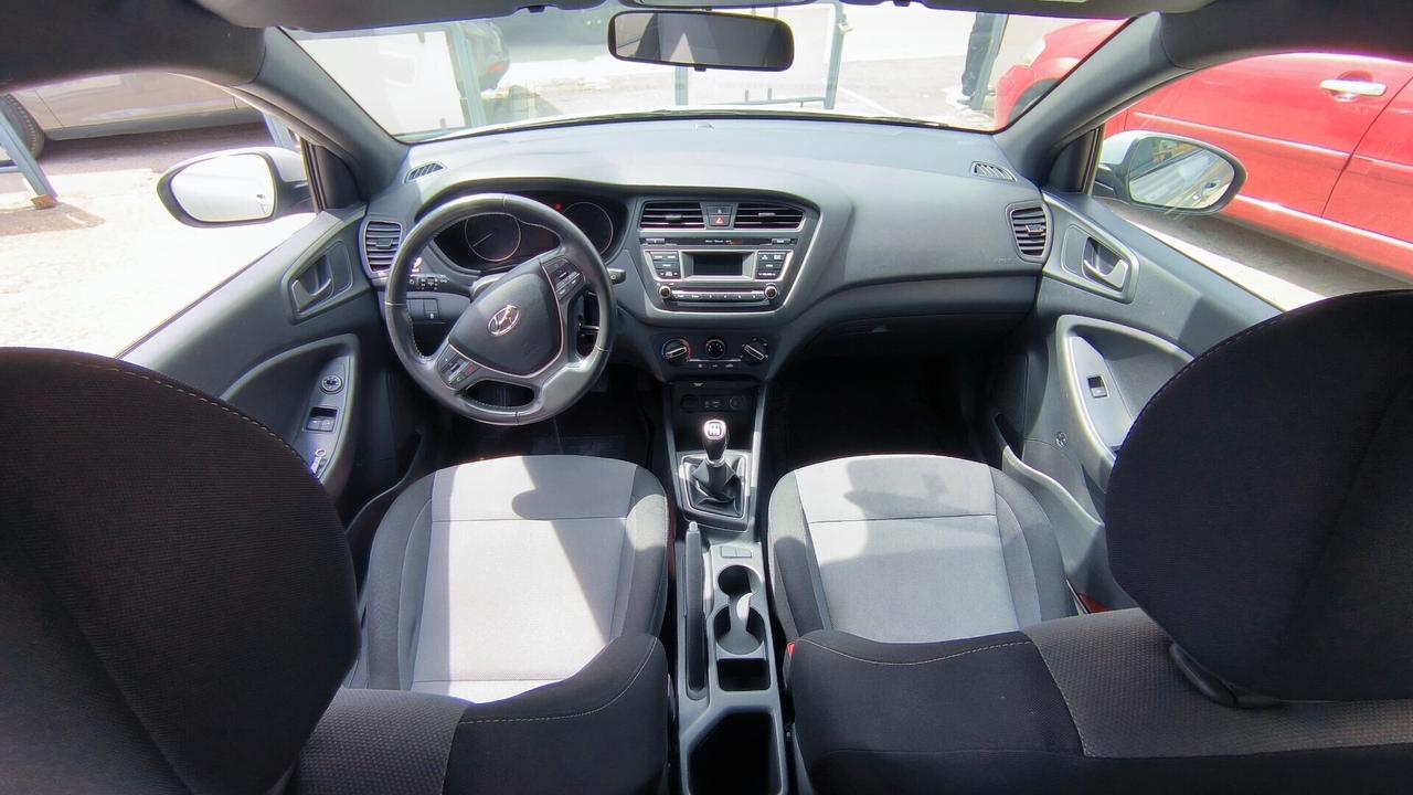 Hyundai i20 1.2 5 porte GPL