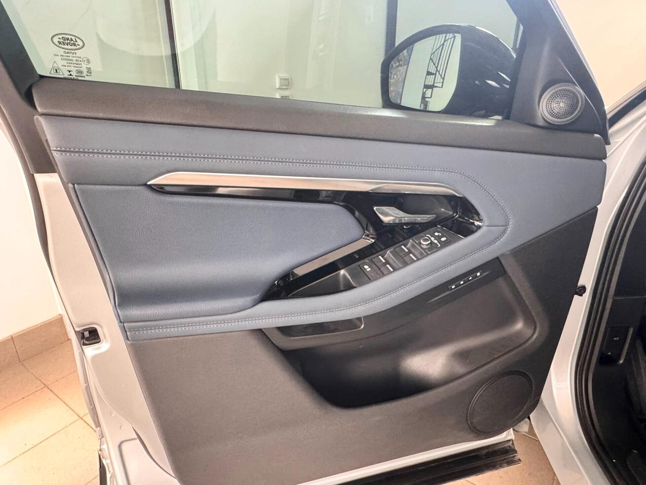 Land Rover Range Evoque 2.0d i4 mhev R-Dynamic SE
