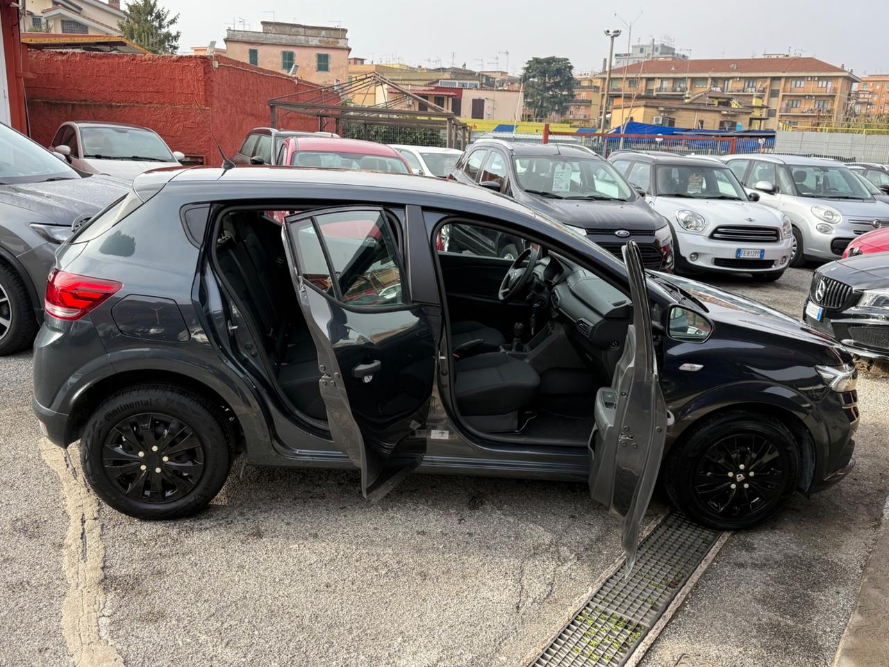 Sandero Streetway 1.0 65 CV-unipro-B-color-rate