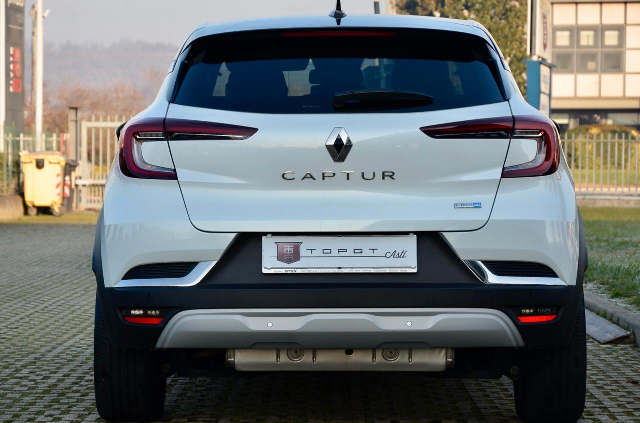 RENAULT CAPTUR 1.6 E-TECH PHEV PLUG-IN INTENS 160cv AUTO, GARANZIA UFFICIALE, UFFICIALE ITALIANA, UNICO PROPRIETARIO EURO 6D, BICOLORE, RETROCAMERA, NAVI, PERMUTE