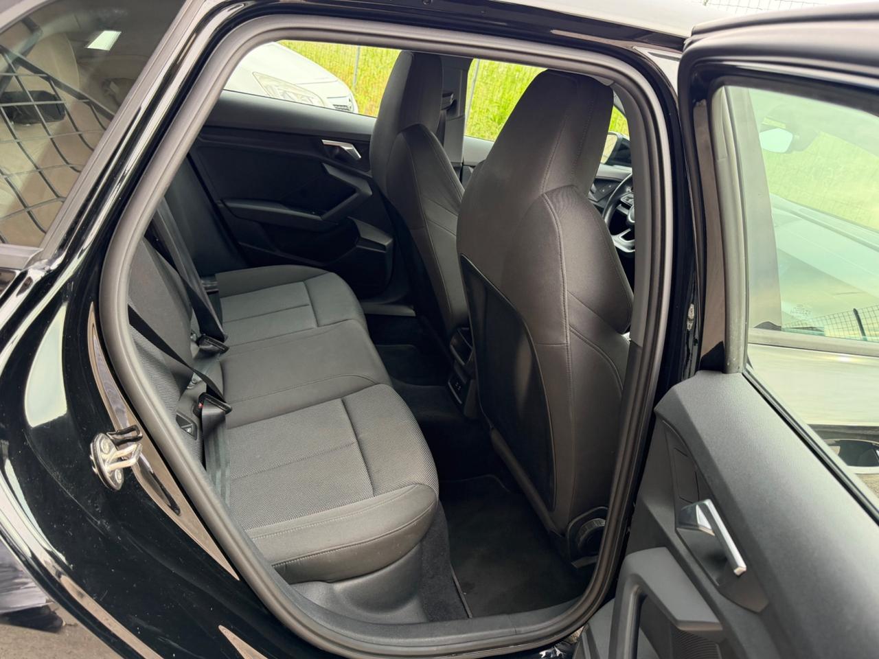 Audi A3 Sedan 35 TDI S tronic