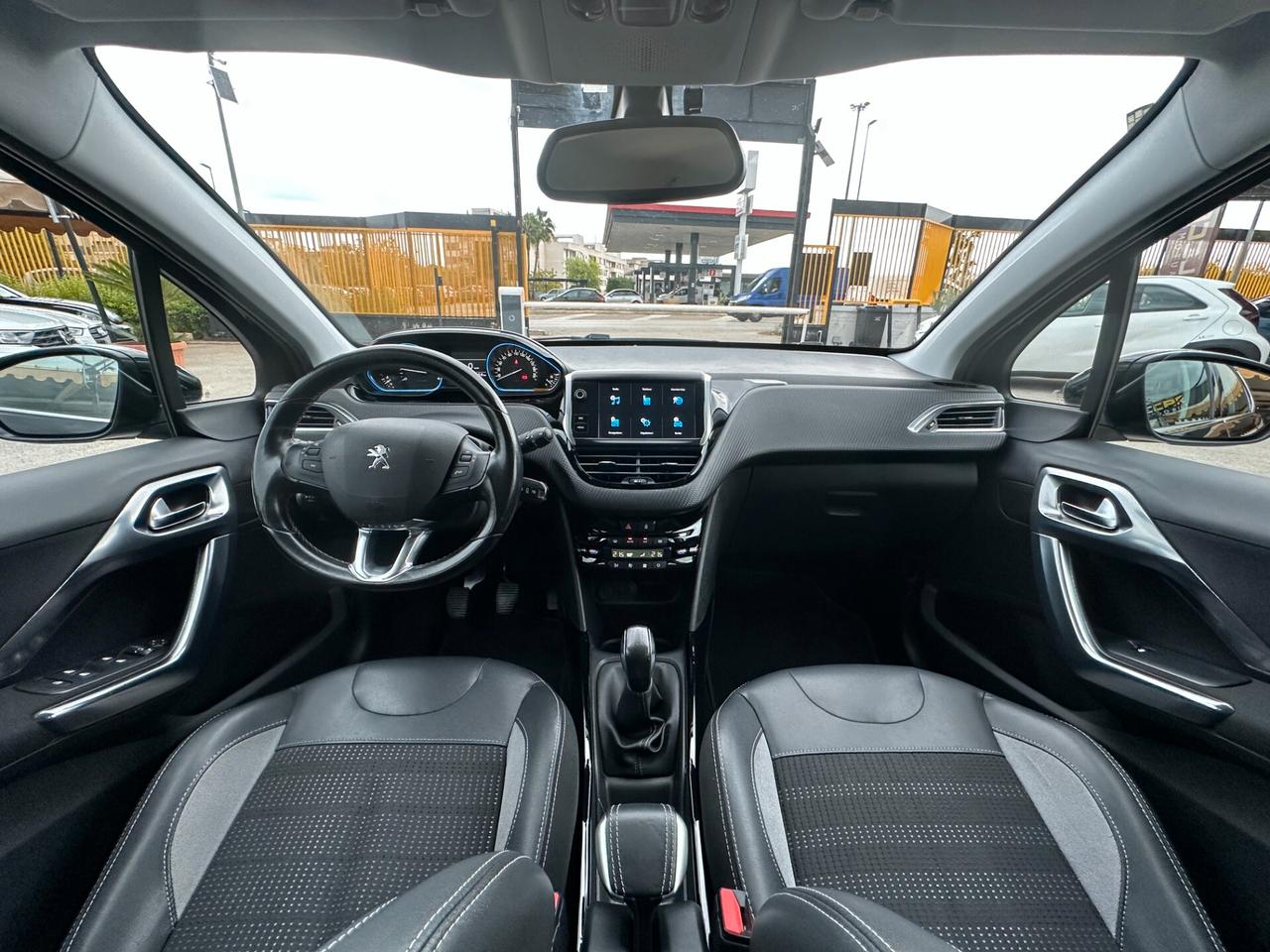 PEUGEOT 2008 1.6 BlueHDi 100 Allure