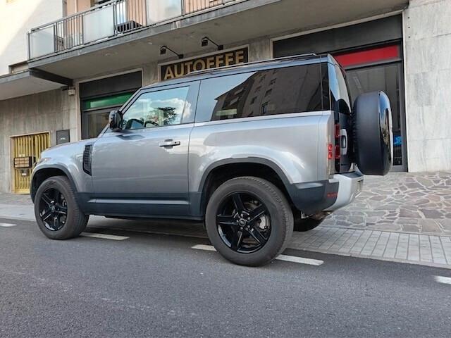 Land Rover Defender 90 3.0d I6 200 CV AWD Auto SE, UFF., UNICOPROP.
