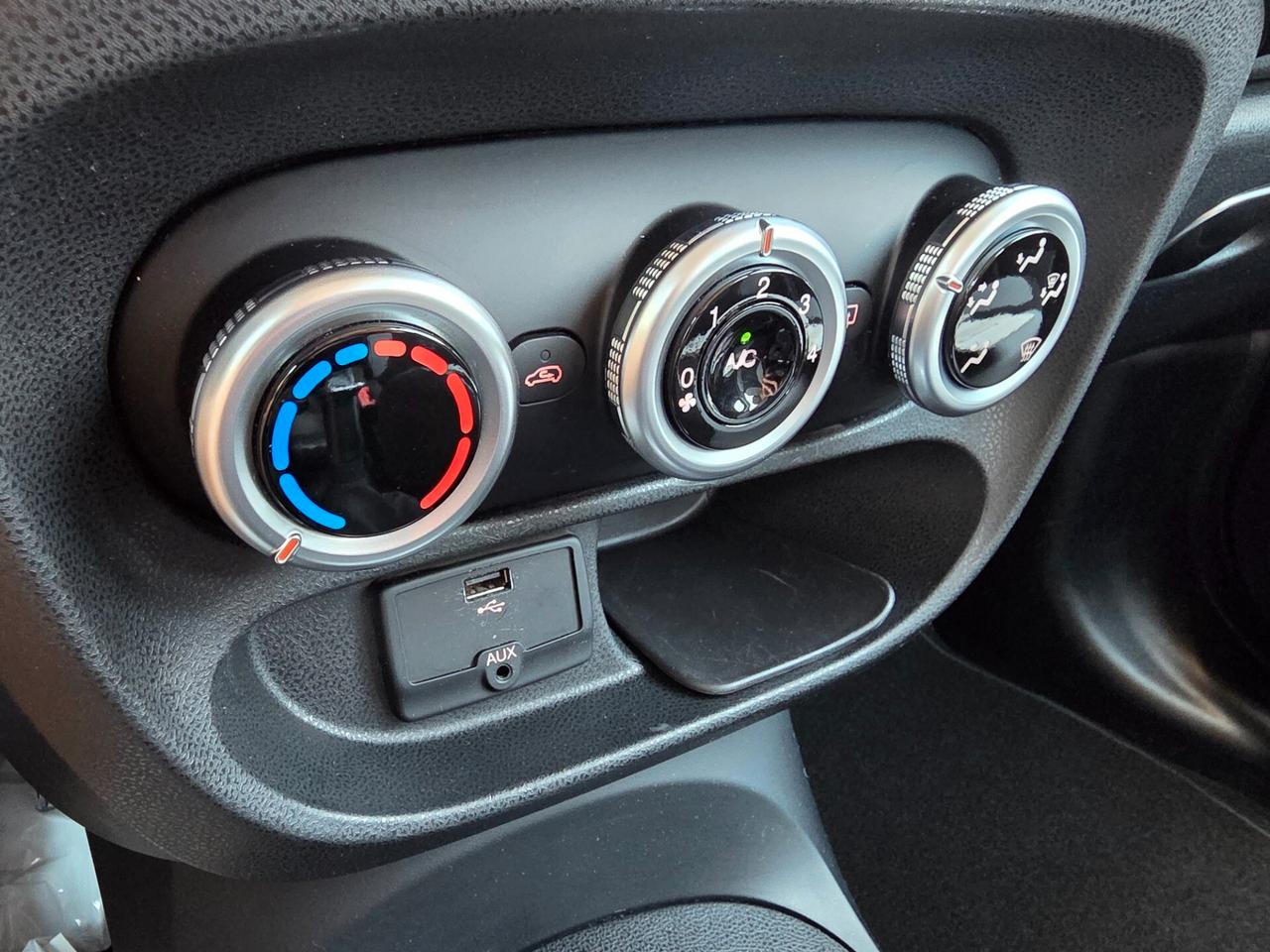 Fiat 500L 1.4 BENZINA 95cv / FRIZIONE NUOVA!