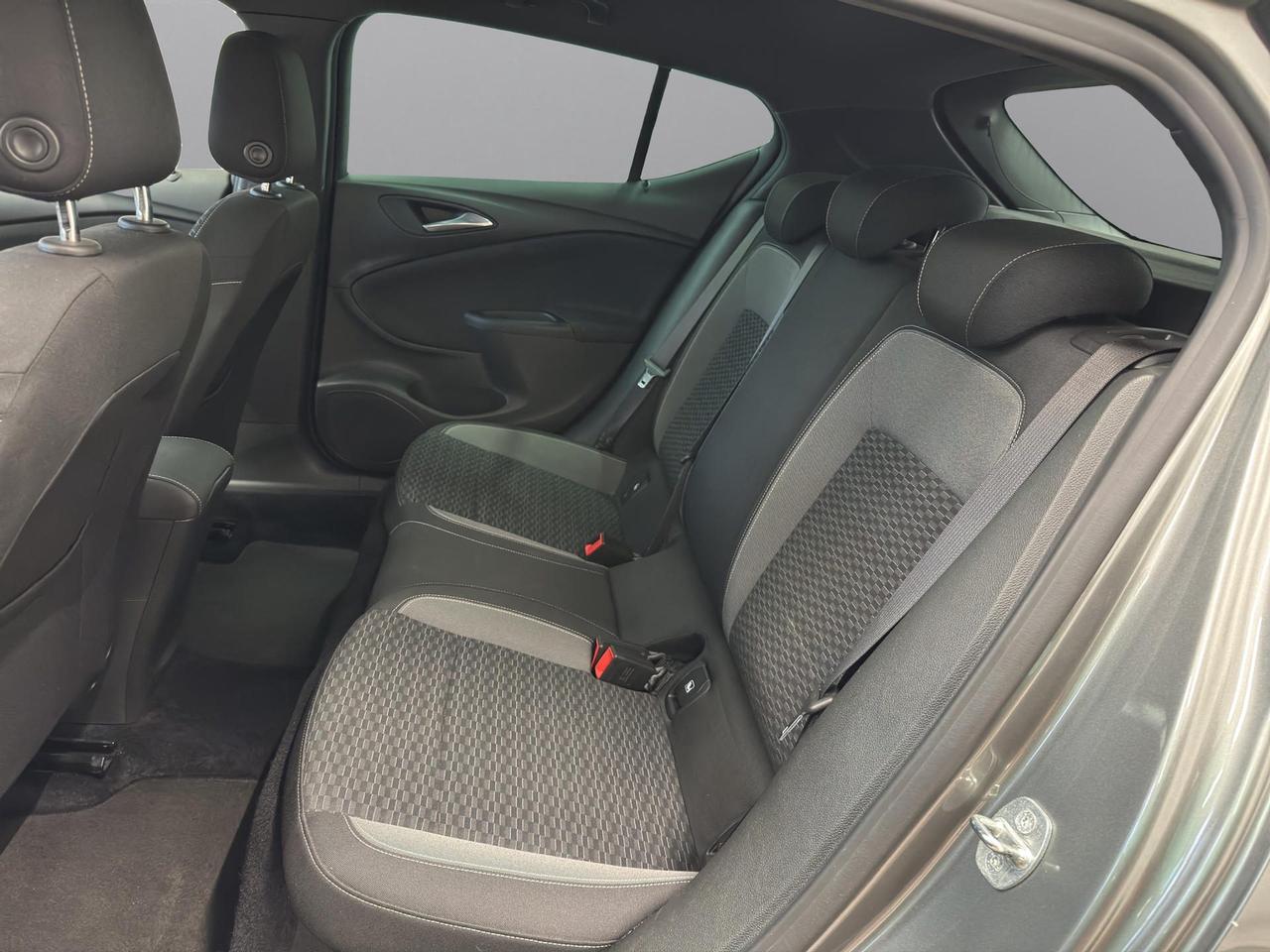 Opel Astra 5p 1.2 t Business Elegance s&s 130cv