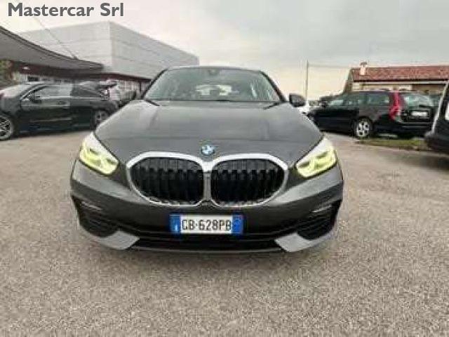 BMW 120 Serie 1 F40 120d xdrive Bus Adva auto GB628PB