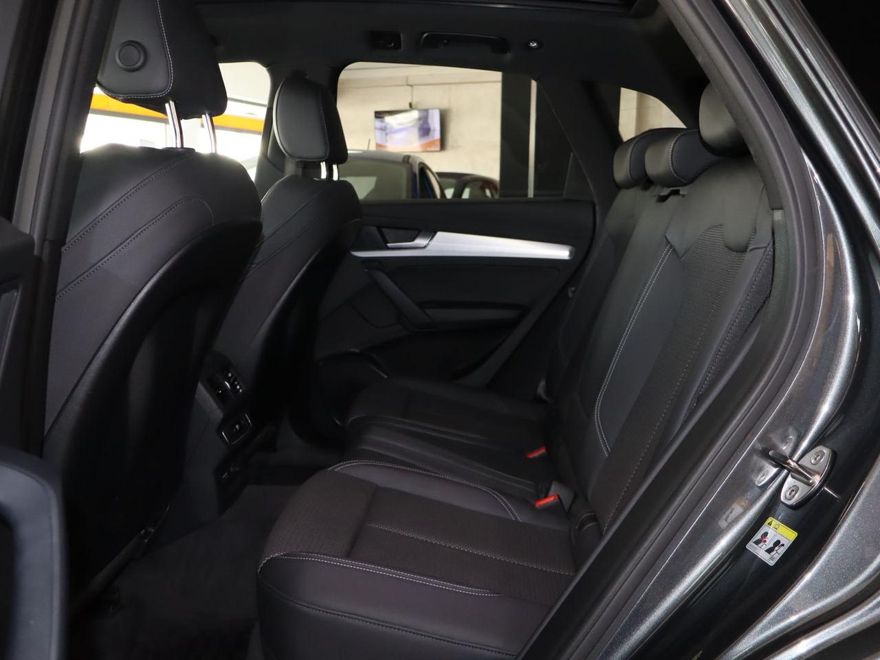 Audi Q5 S Line 2.0 40 TDI MHEV IVA ESPOSTA #12093