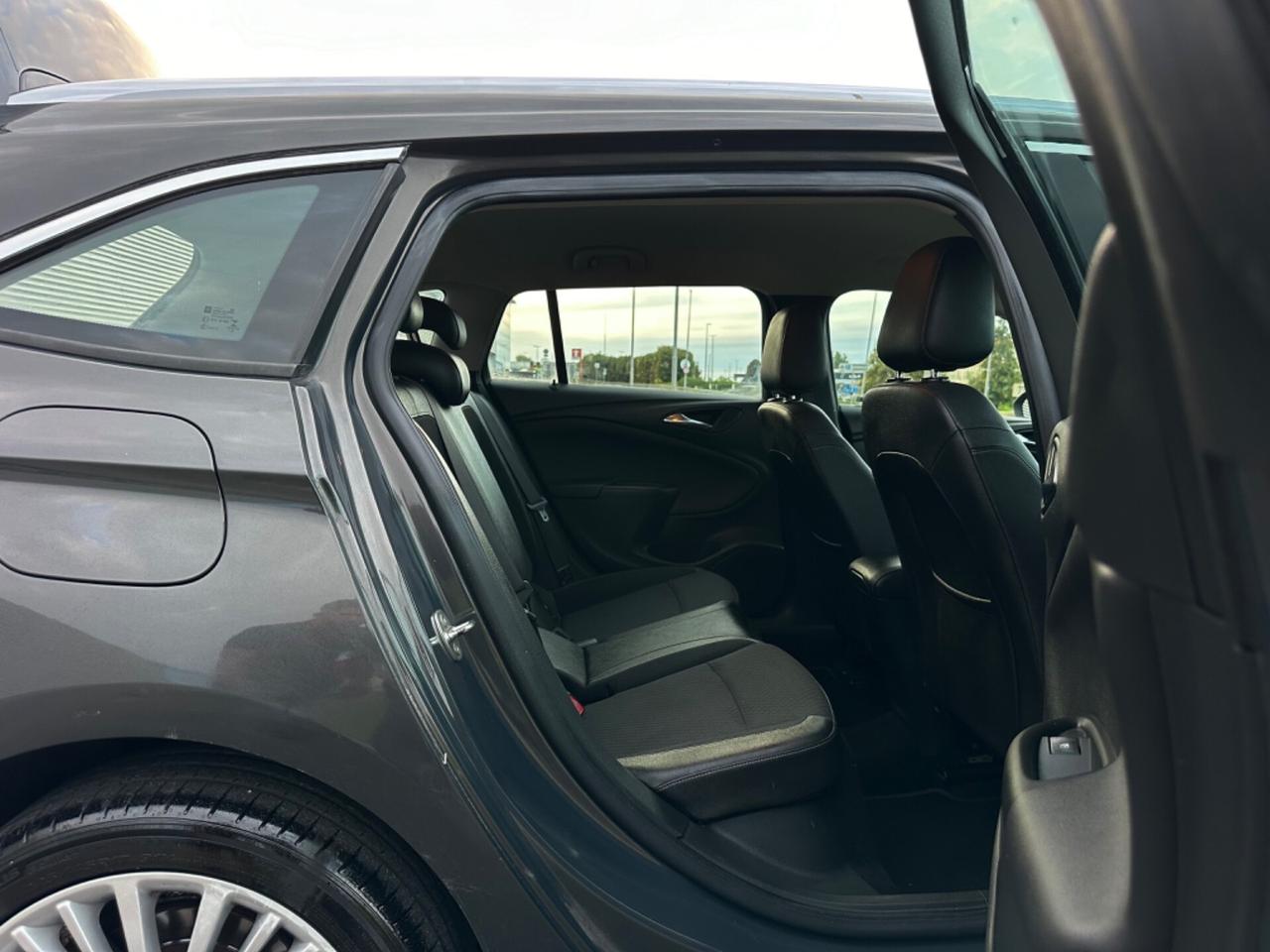 Opel Astra 1.6 CDTI EcoFLEX S&S Sports Tourer Business