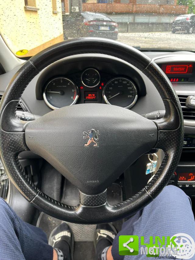 PEUGEOT 207 1400 Diesel 68CV NEOPATENTATI