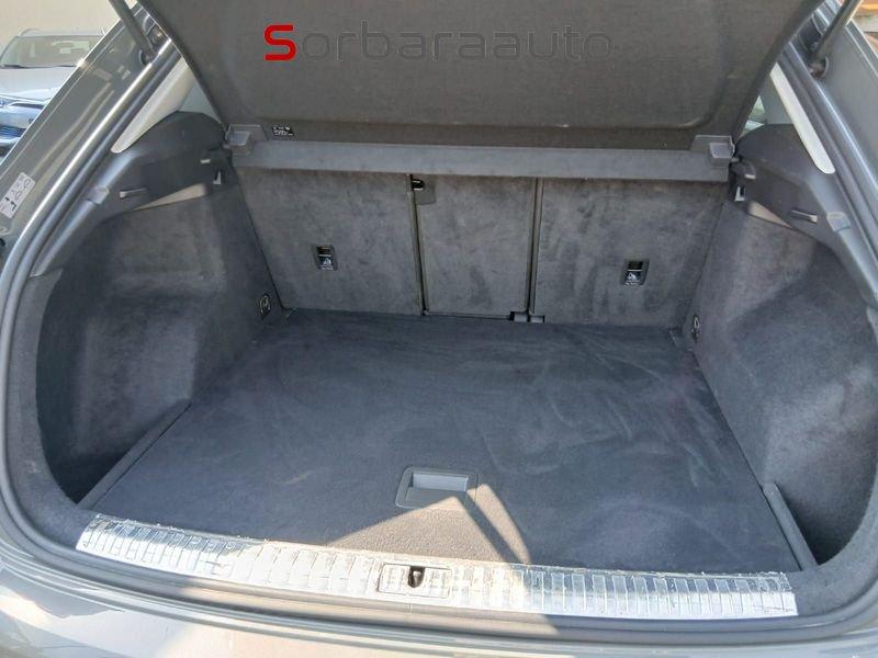 Audi Q3 Q3 40 2.0 tfsi Business Advanced quattro s-tronic.