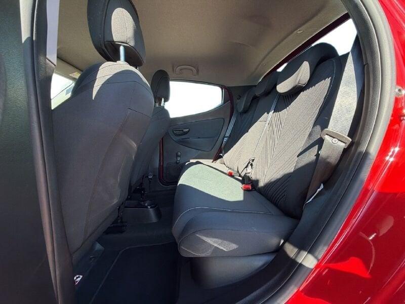 Lancia Ypsilon Ypsilon 1.0 FireFly 5 porte S&S Hybrid Ecochic Silver