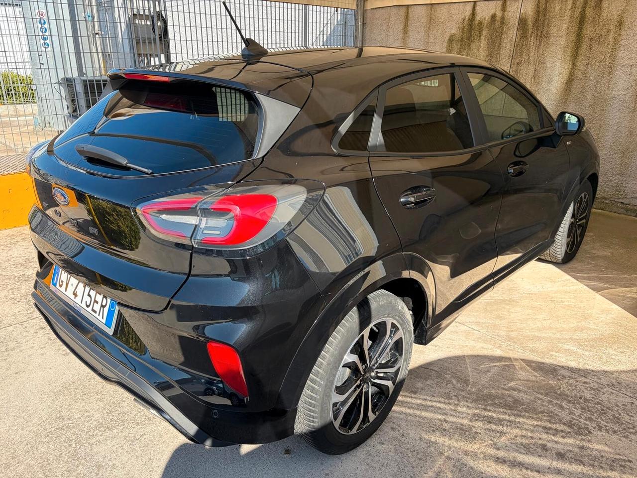 Ford Puma 1.0 EcoBoost Hybrid 125 CV S&S ST-Line