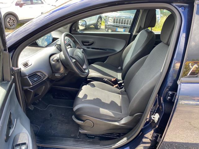 LANCIA Ypsilon 1.2 69 CV 5 porte Silver 5 POSTI