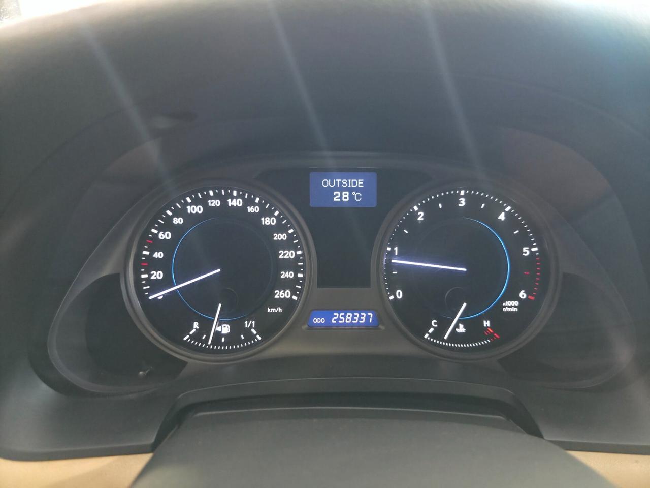 Lexus IS 220d
