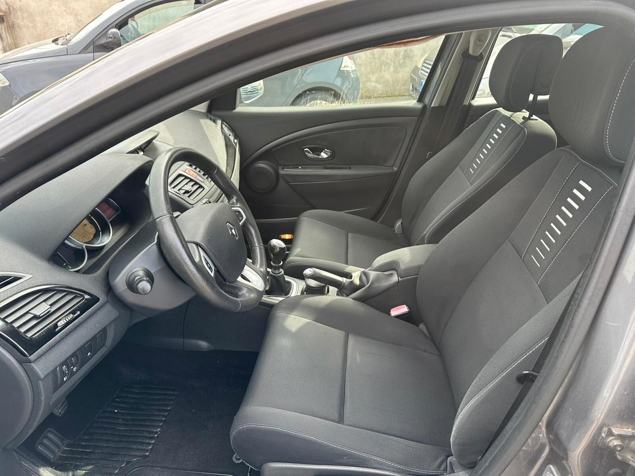 Renault Megane Mégane 1.5 dCi 110CV SporTour Attractive