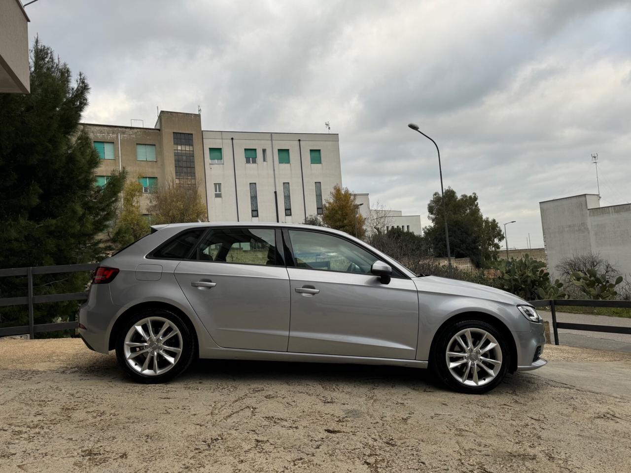 Audi A3 SPB 2.0 TDI - TAGLIANDI AUDI - 2018