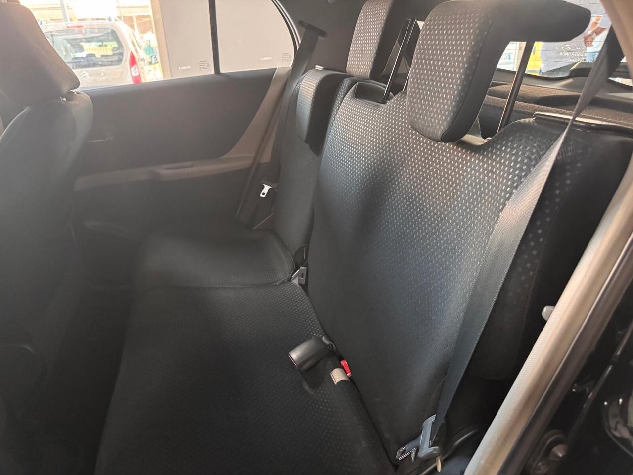 Toyota Yaris 1.0 5 porte Now