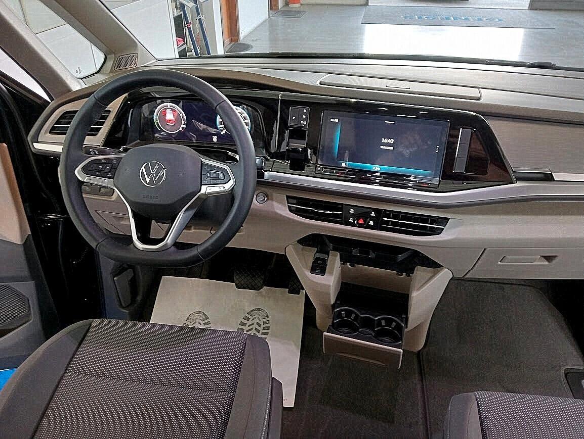 Volkswagen T7 Multivan 1.5 245cv PHEV 4MOTION 4X4 LIFE 7P PRONTA CONS