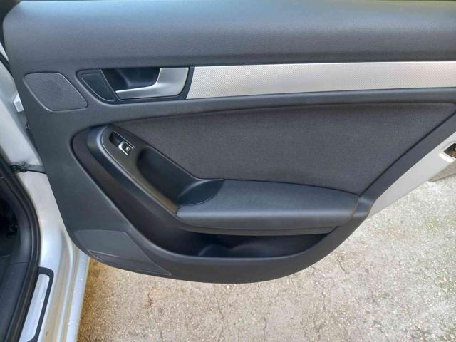AUDI A4 B8 AVANT 2,0 143 CV MULTITRONIC NEOPATENTATI